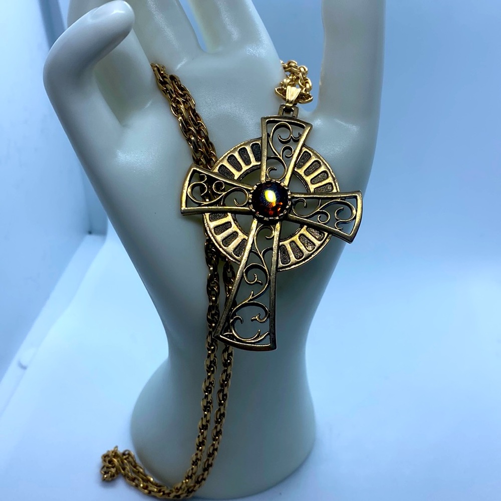 Sarah Coventry Limited edition Cross Necklace